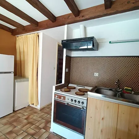 Hébergement de vacances Maison Proche Avec Parking Privã© - 6 Pers. - Fr-1-619-169 *